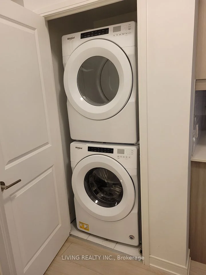 8 Nahani Way 2802, Mississauga, ON L4Z 0C6