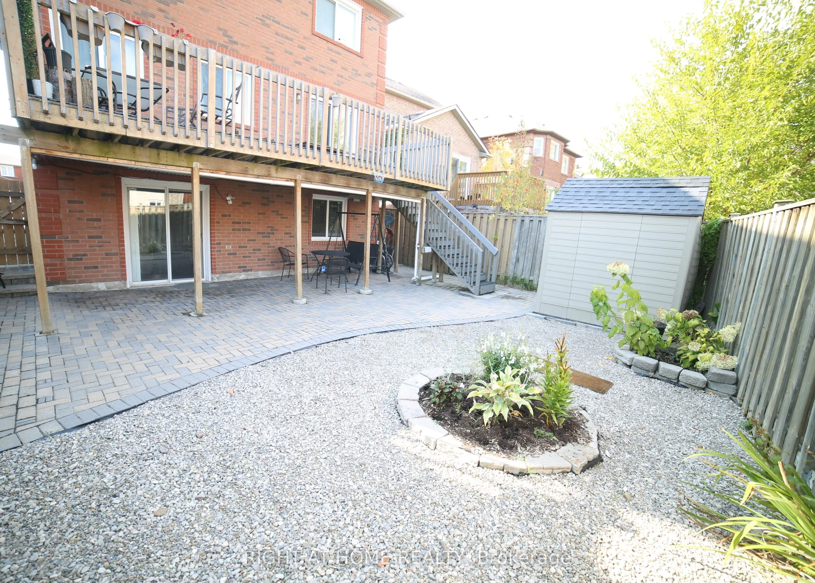 5260 Floral Hill-Basement Crescent, Mississauga, ON L5V 1V4