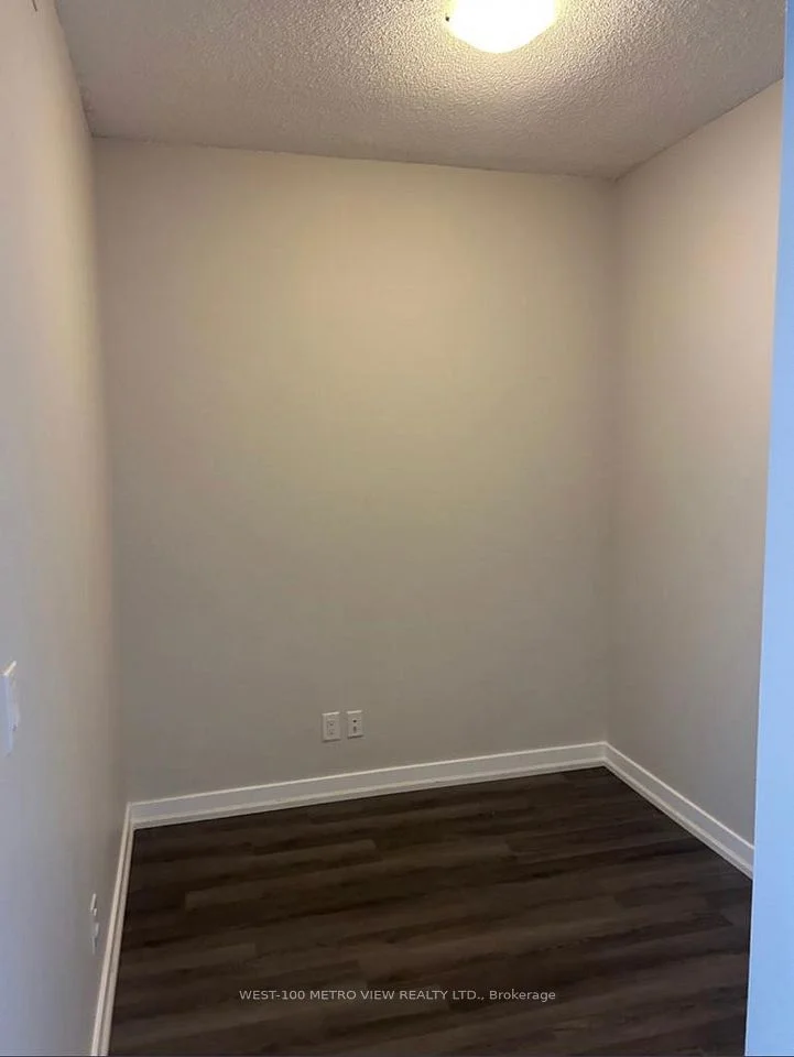 #710 859 The Queensway, Toronto W07, ON, M8Z 1N8