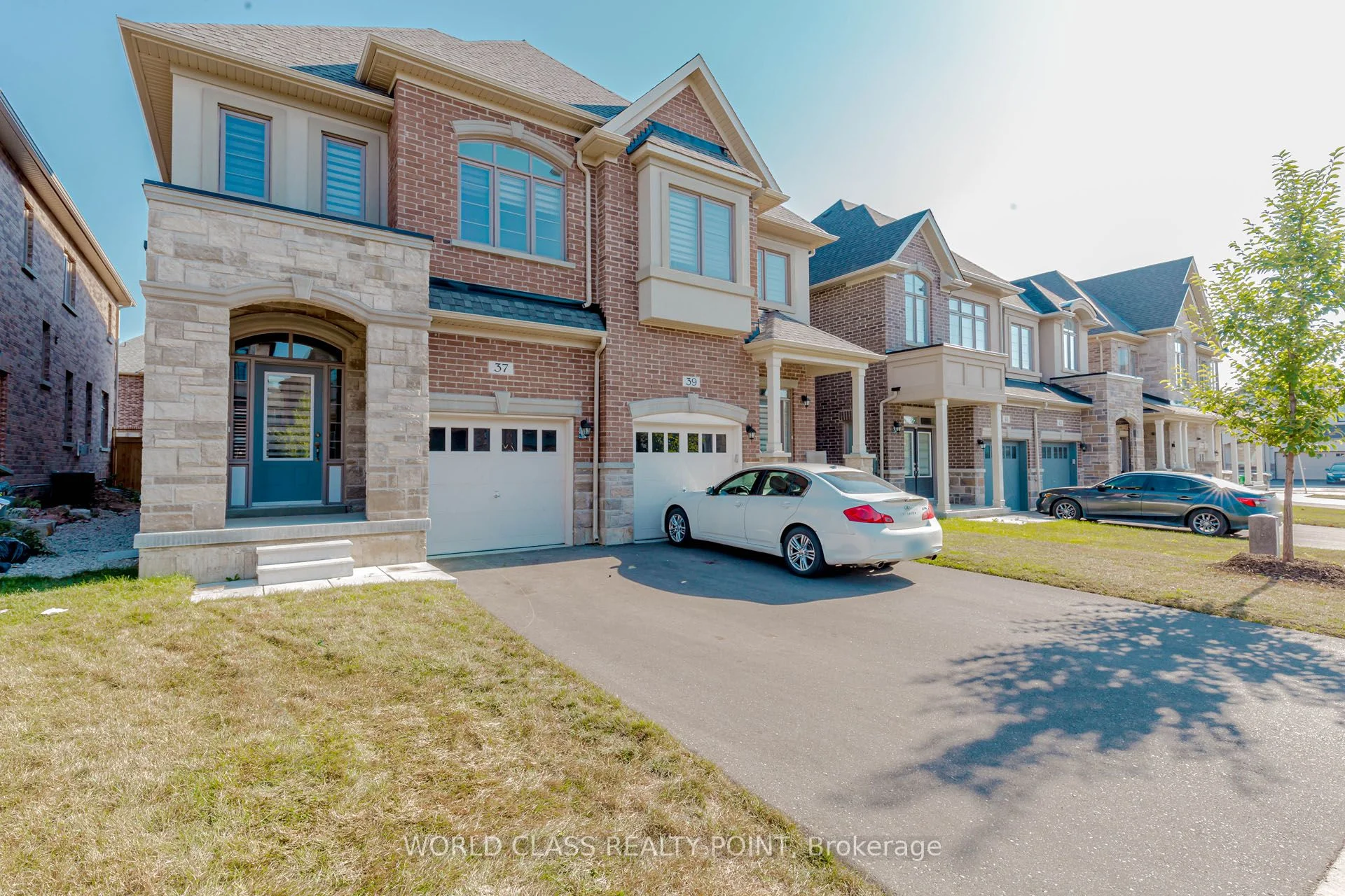 Semi-Detached in Brampton