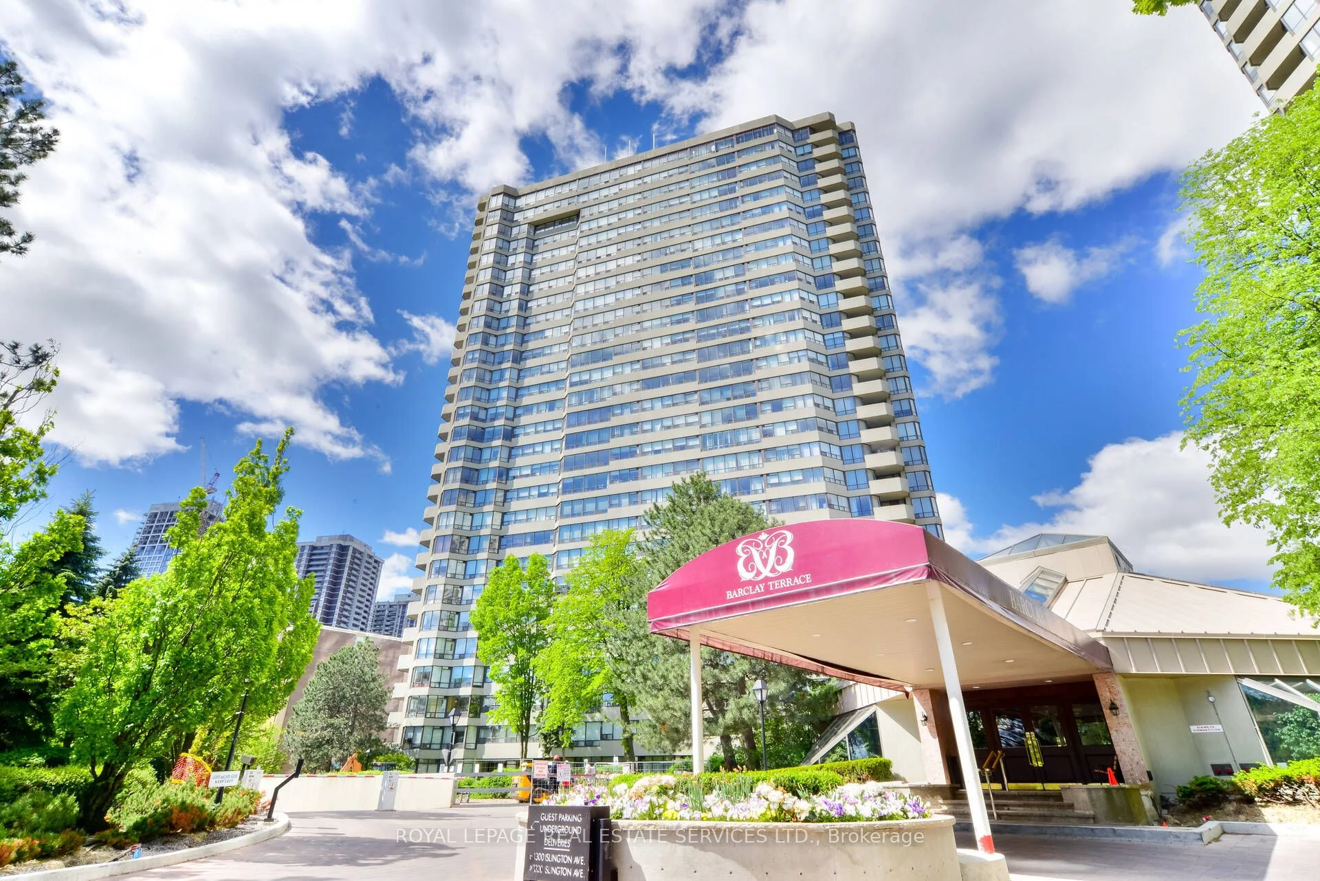 1300 Islington Avenue 1203, Toronto W08, ON M9A 5C4
