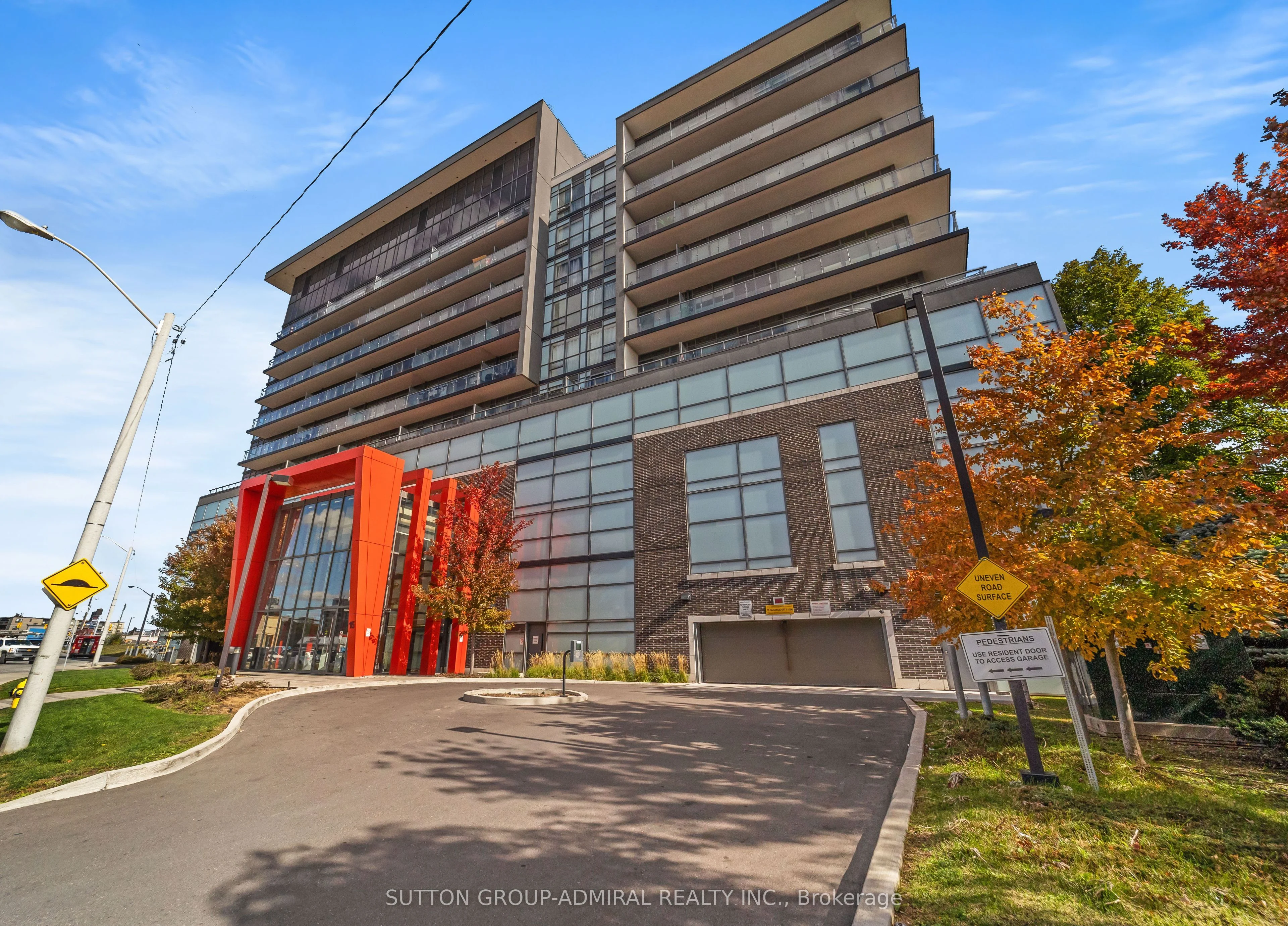 15 James Finlay Way 626, Toronto W05, ON M3M 0B3