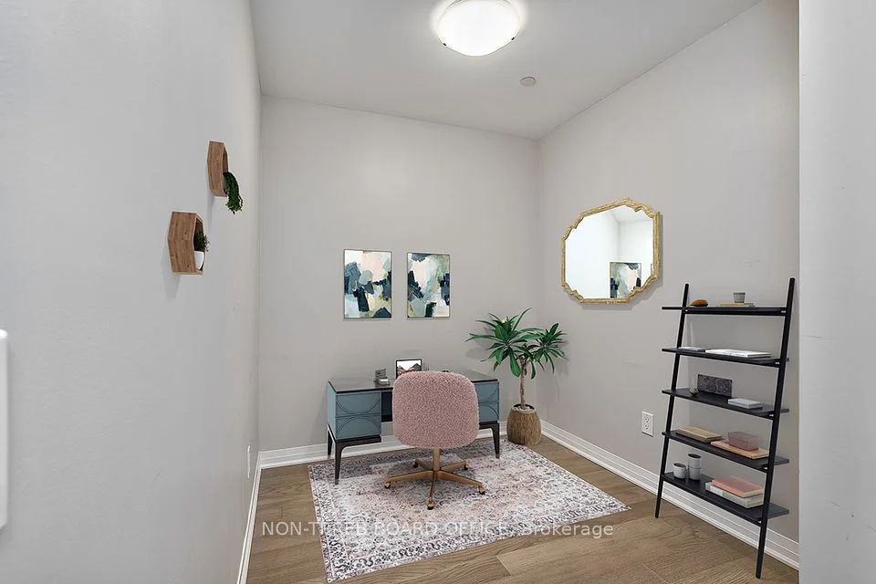 95 Dundas Street W 308, Oakville, ON L6M 5N4