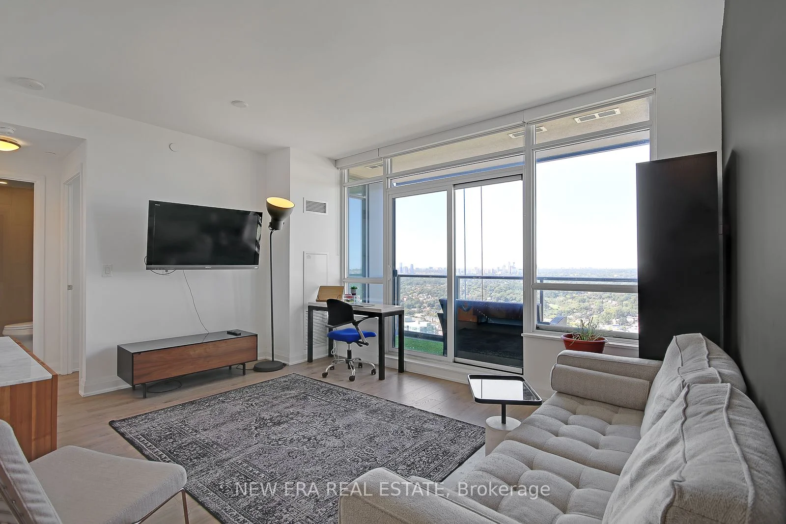 36 Park Lawn Road 3908, Toronto W06, ON M8V 0E5