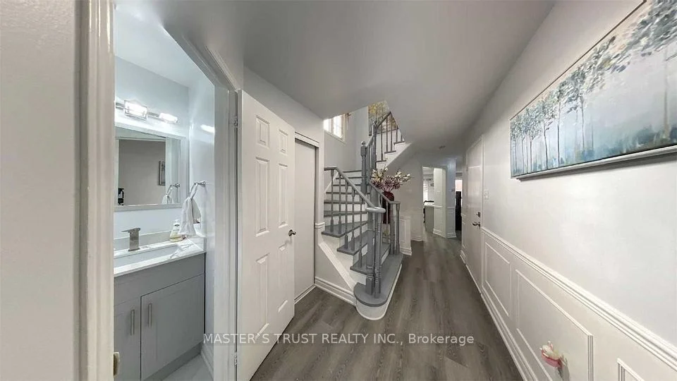 4605 Donegal Drive 18, Mississauga, On L5m 4x7