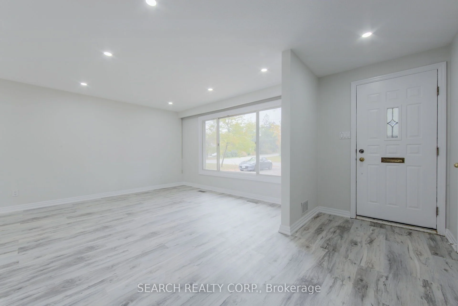 2623 Liruma Road, Mississauga, ON L5K 1Y8