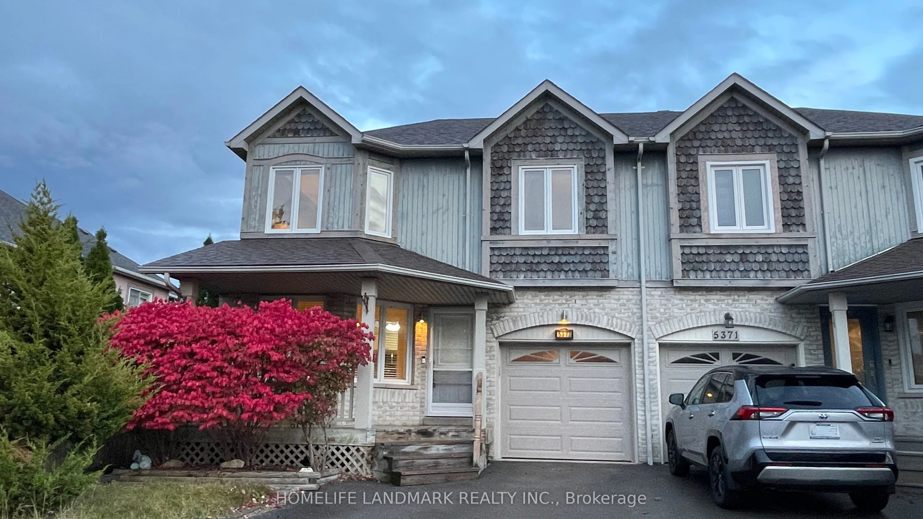 5373 Bushelgrove Circle, Mississauga, ON L5M 6B8