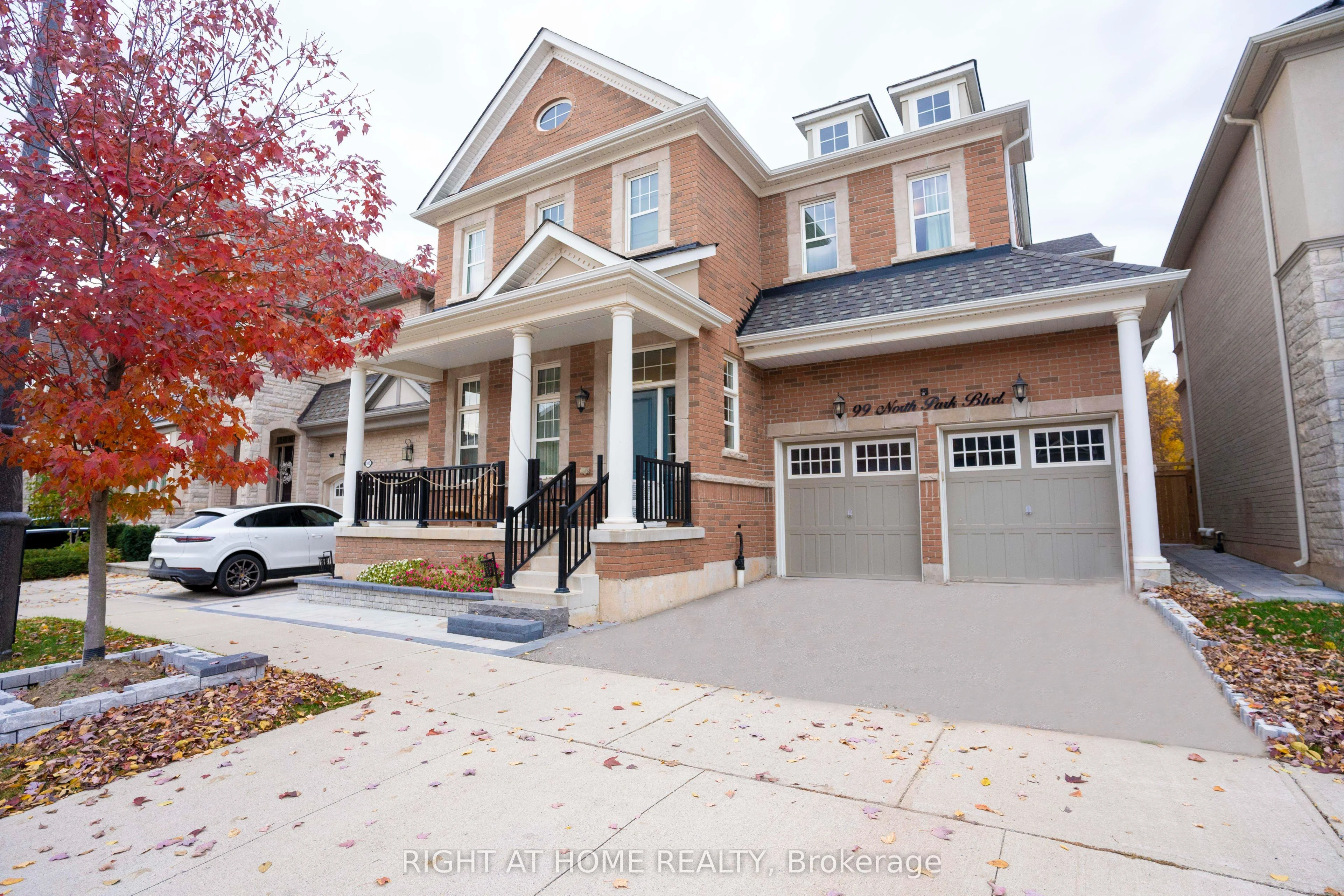 99 North Park Boulevard Basemen, Oakville, ON L6M 0W8
