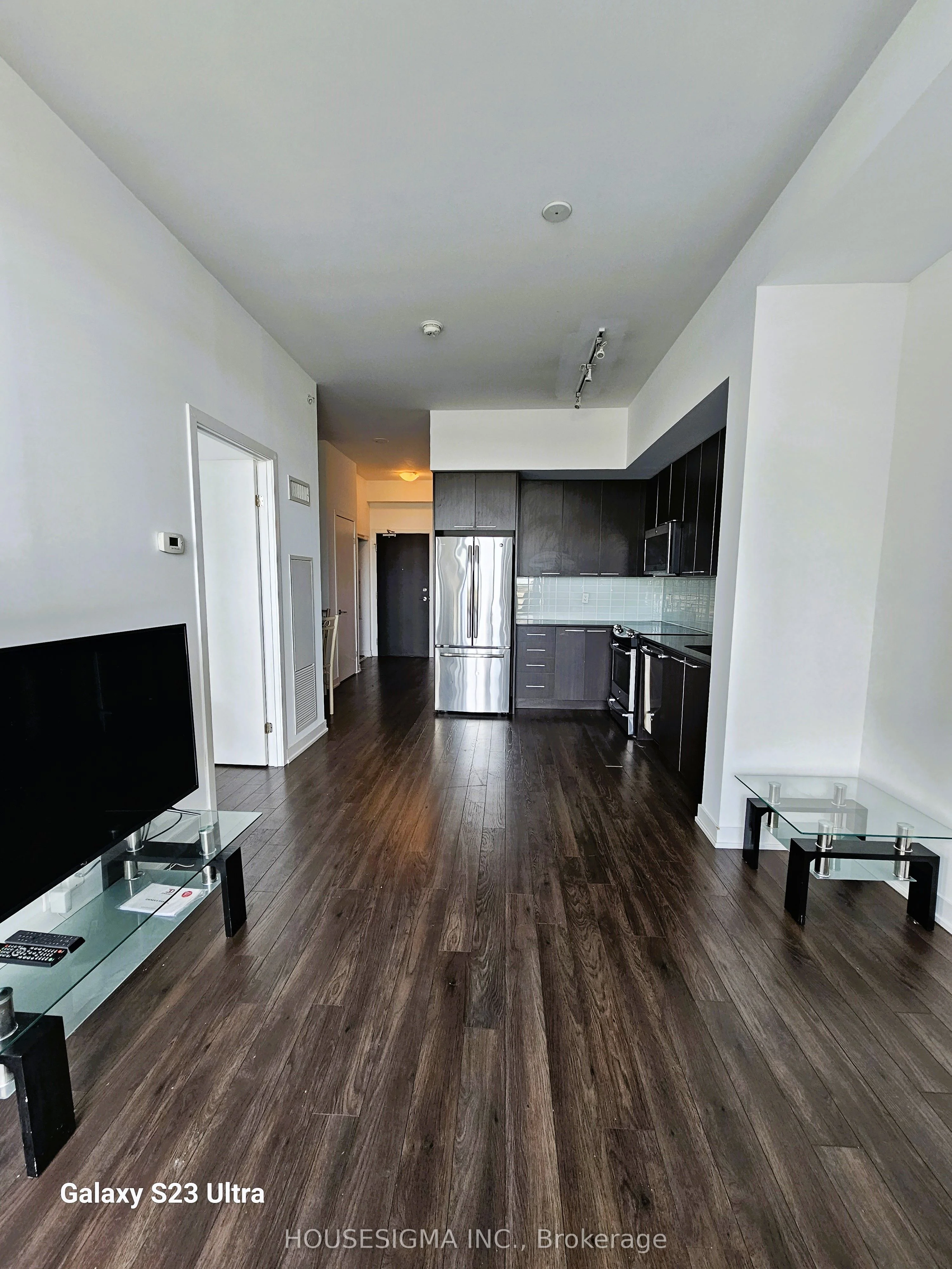 10 Park Lawn Road 722, Toronto W06, ON M8Y 3H8