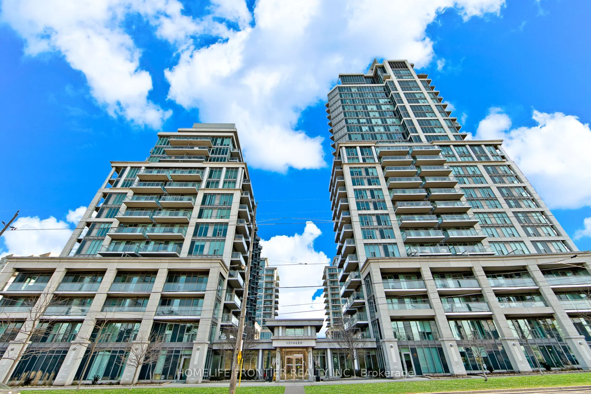 2119 Lake Shore Boulevard W 1007, Toronto W06, ON M8V 4E9