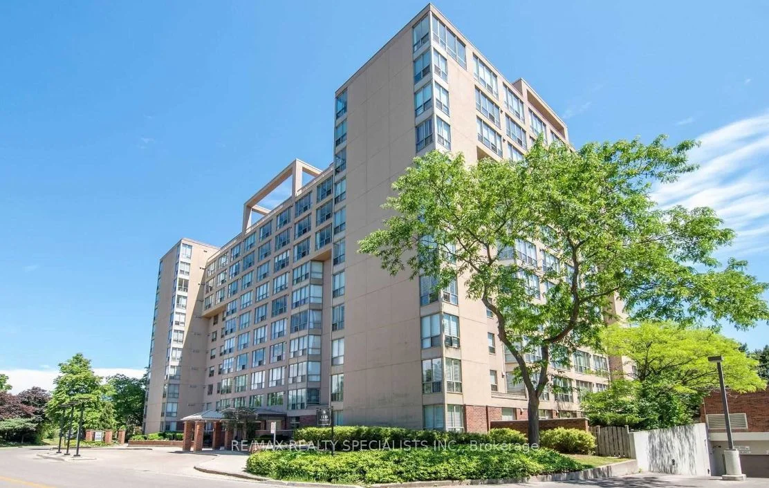 1110 Walden Circle 301, Mississauga, ON L5J 4R3