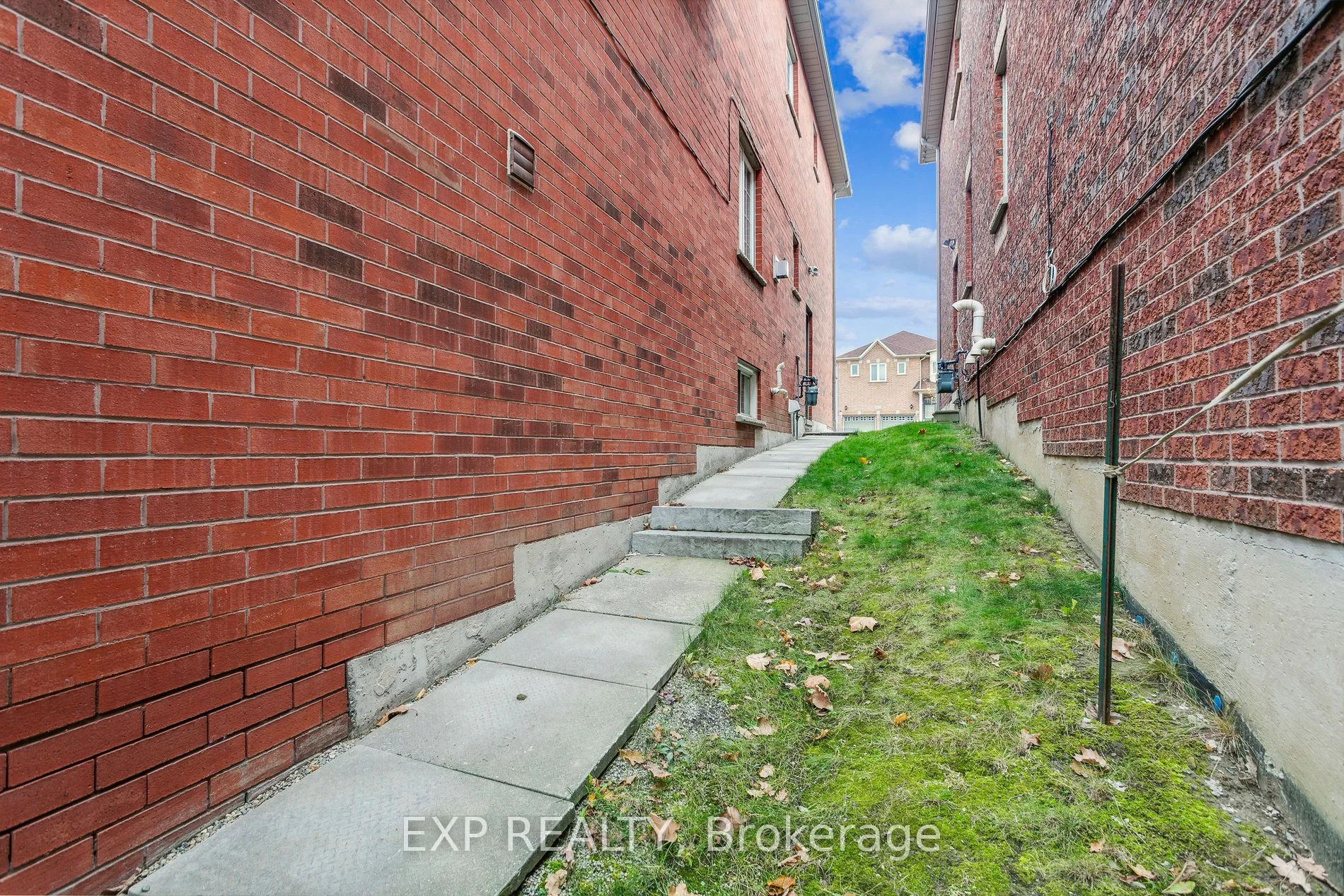 6517 Western Skies Way (lower), Mississauga, On L5w 1h7