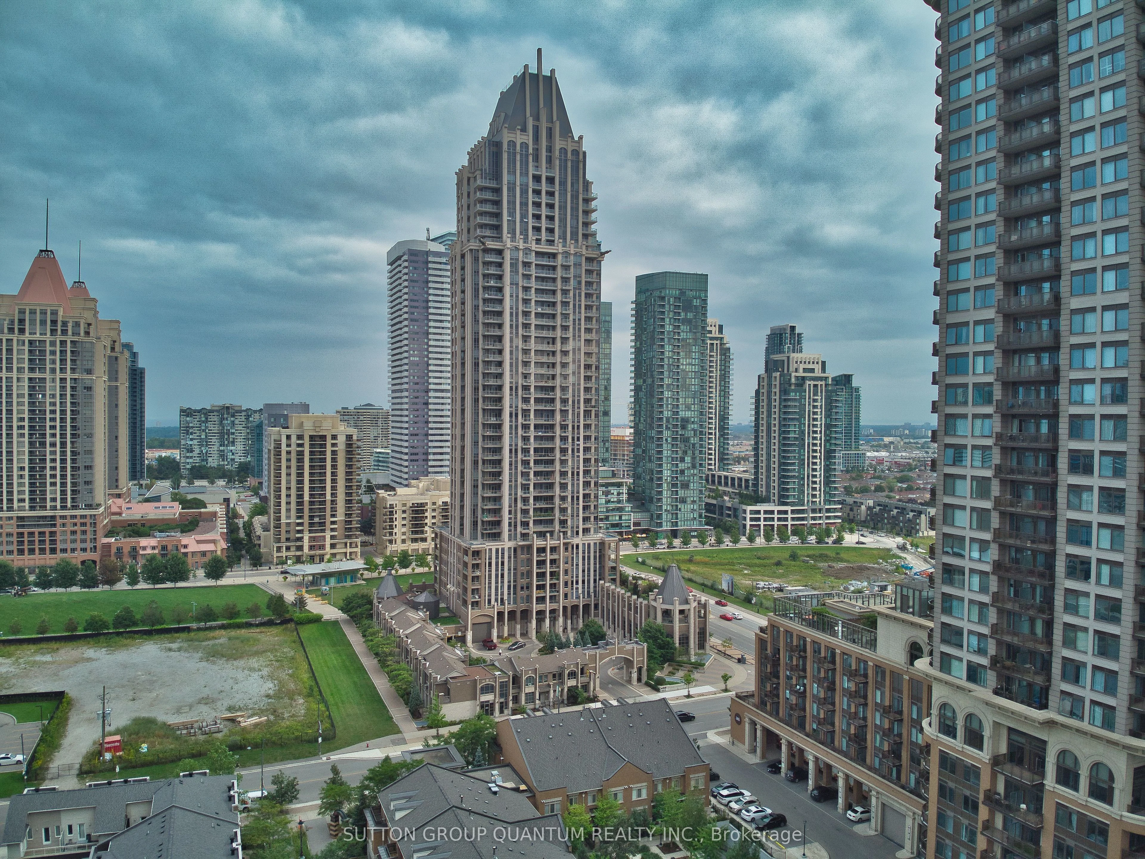 388 Prince Of Wales Drive 3605, Mississauga, ON L5B 0A1