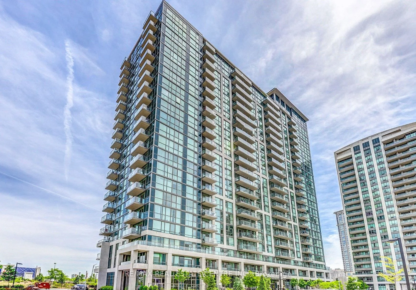 339 Rathburn Road 2510, Mississauga, ON L5B 0K6