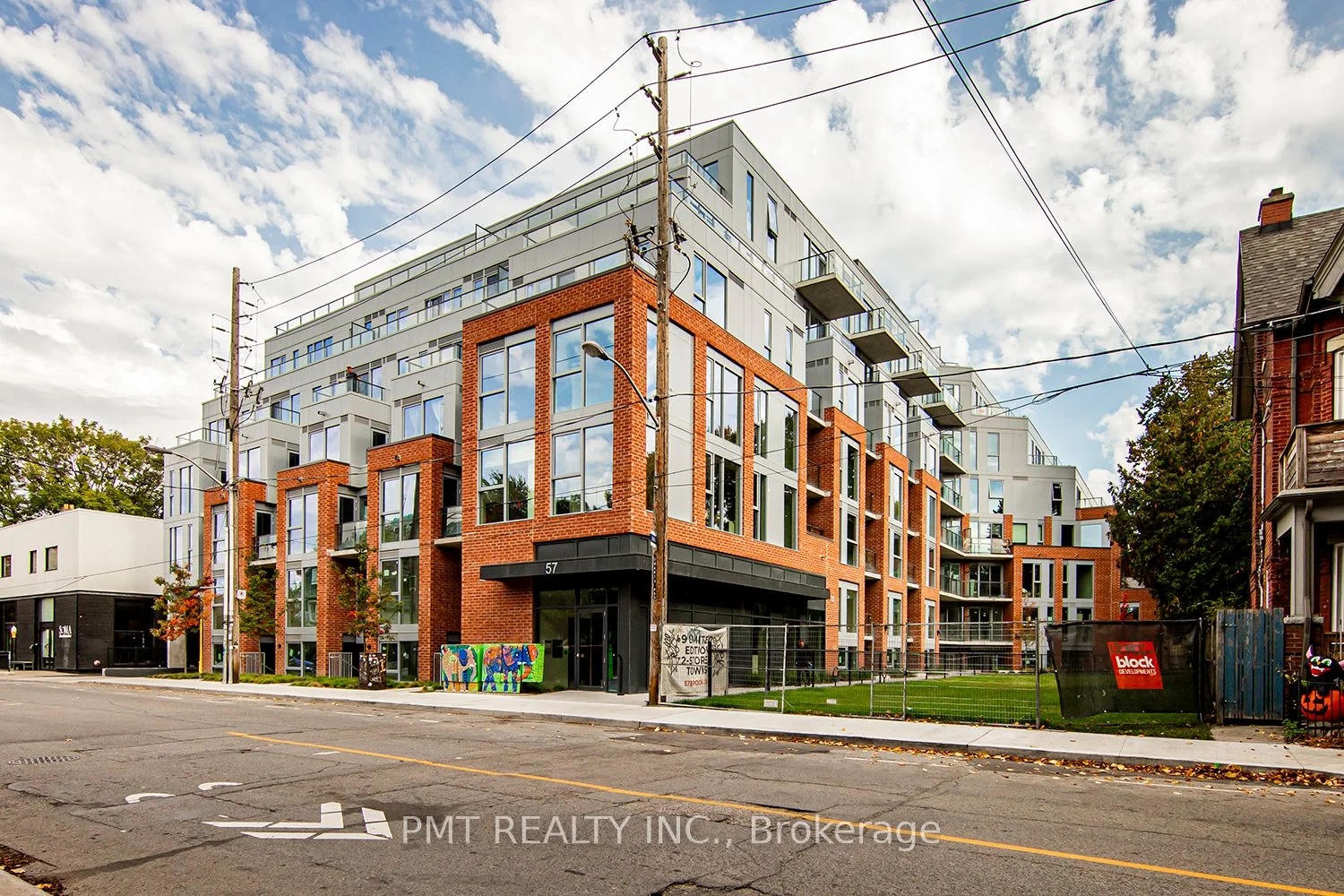 57 Brock Avenue 501, Toronto W01, ON M6K 2L3