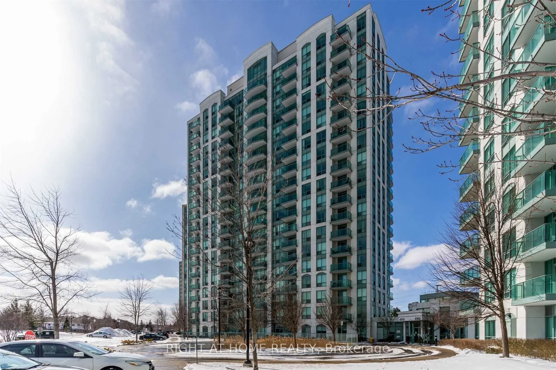 4850 Glen Erin Drive 911, Mississauga, ON L5M 7S1