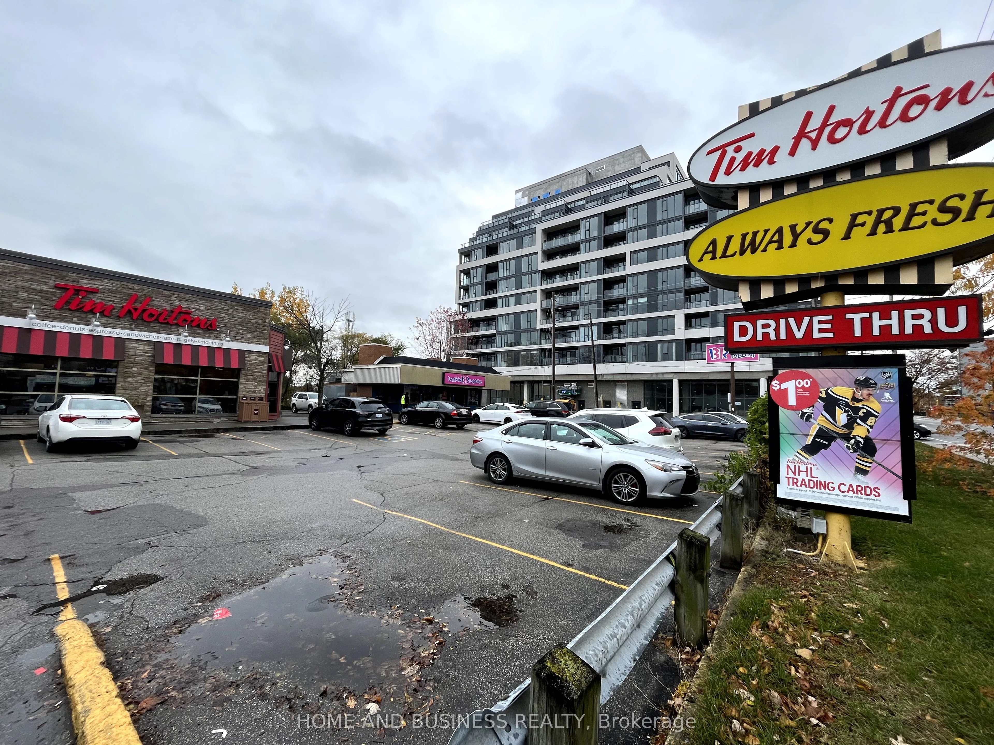 859 The Queensway 525, Toronto W07, ON M8Z 1N8