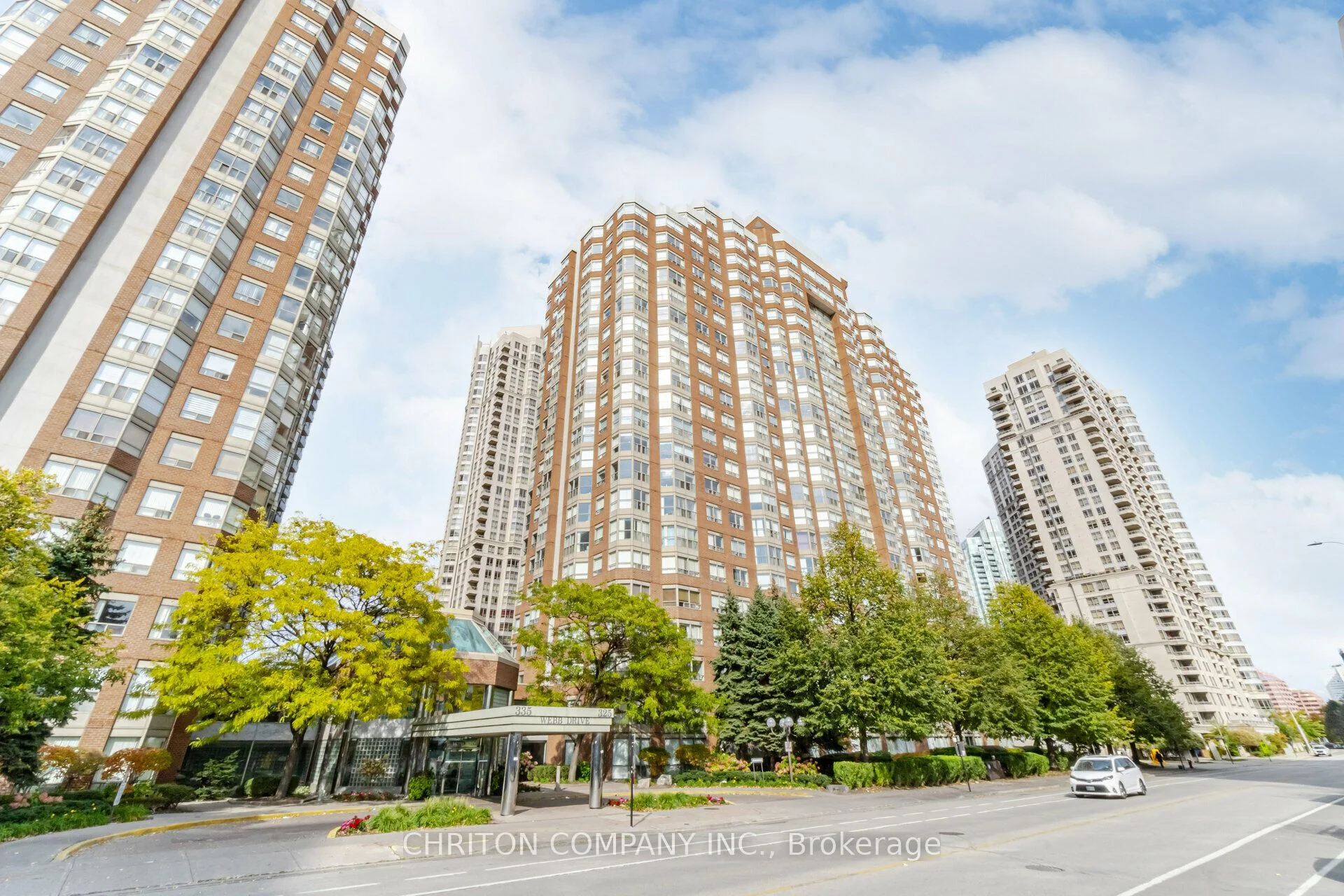 325 Webb Drive 806, Mississauga, ON L5B 3Z9
