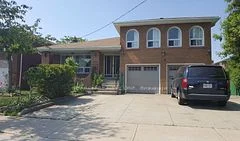 40 St Andrews Boulevard Main, Toronto W09, ON M9R 1W1