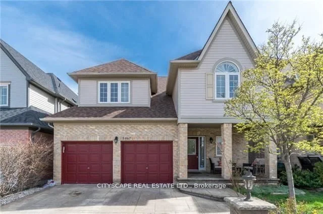 5847 Summerside Drive E, Mississauga, ON L5M 6J5