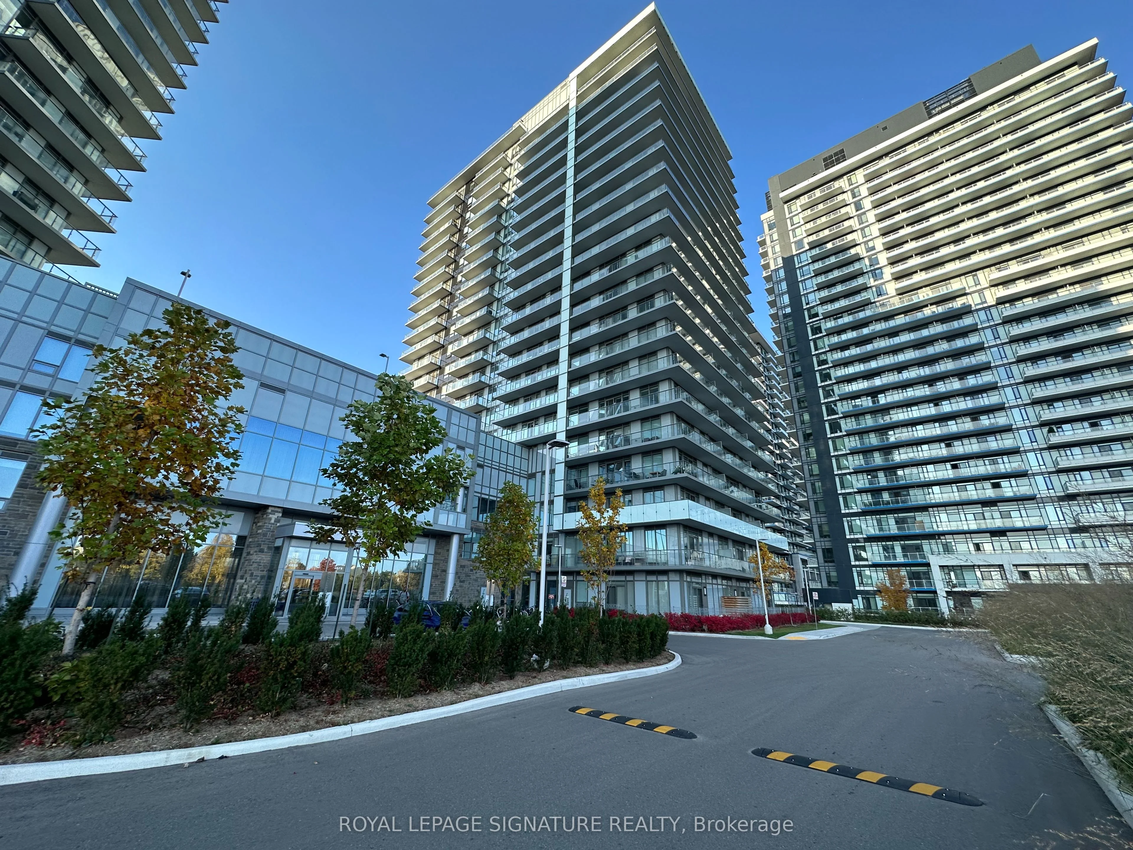 4675 Metcalfe Avenue 407A, Mississauga, ON L5M 0Z8