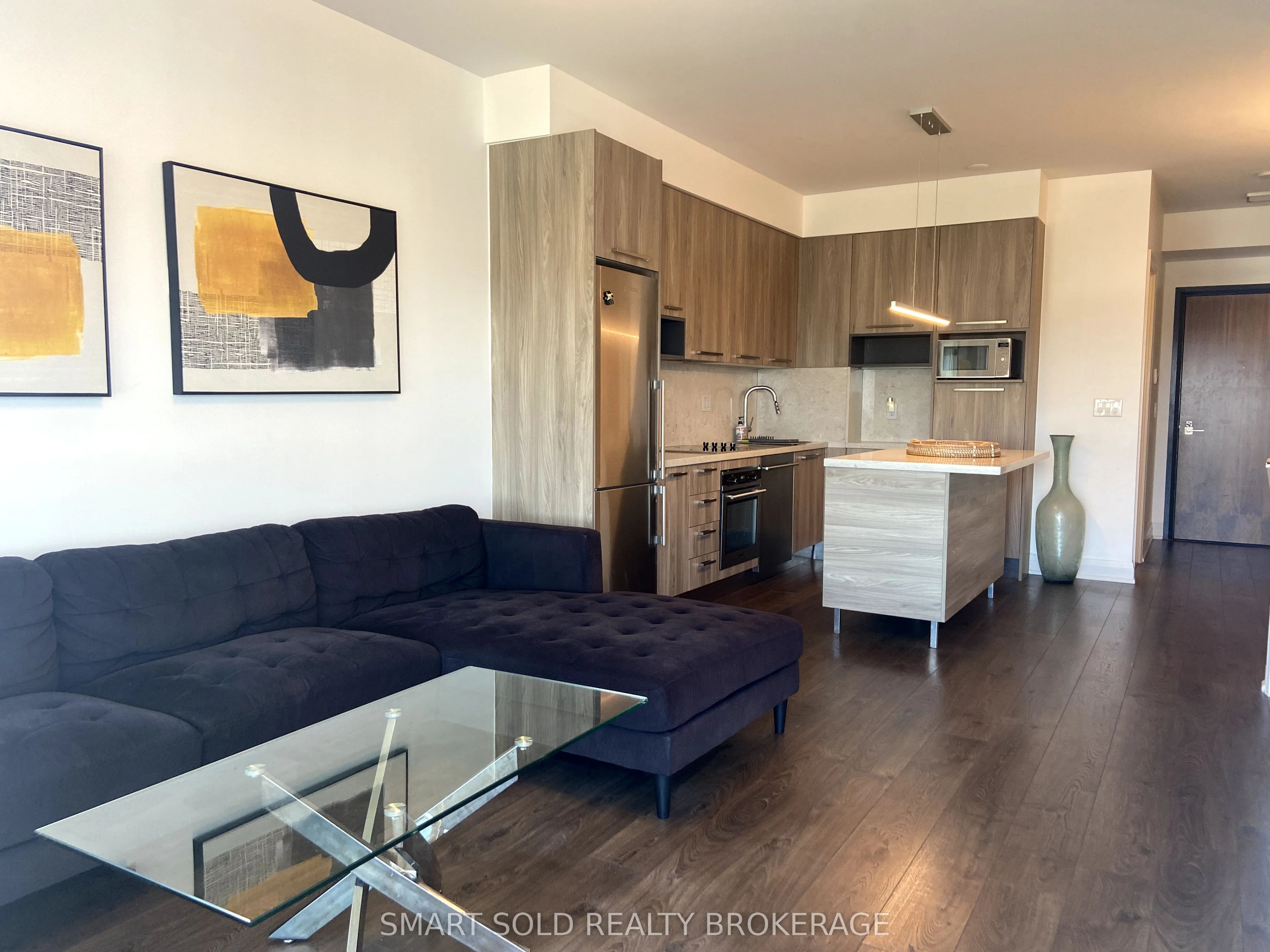 36 Park Lawn Road 3706, Toronto W06, ON M8V 0E5