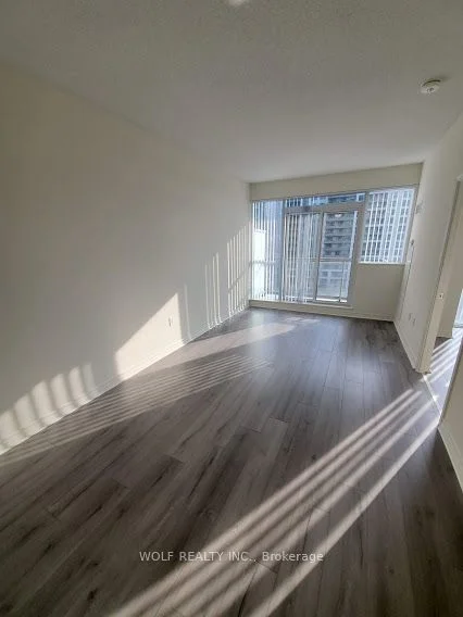 349 Rathburn Road W 709, Mississauga, ON L5B 0G9