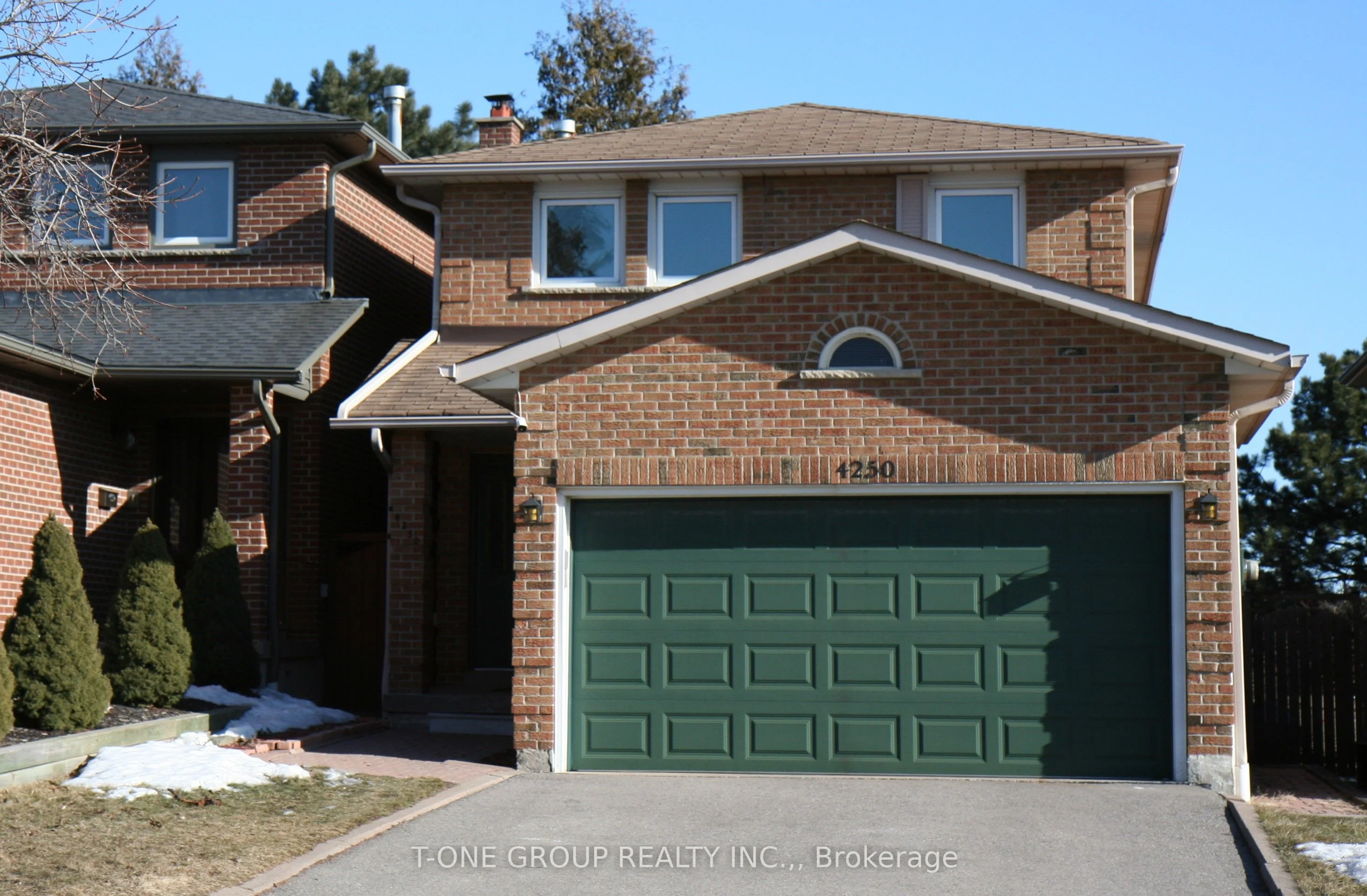 4250 Highgate Crescent, Mississauga, ON L4W 3H1