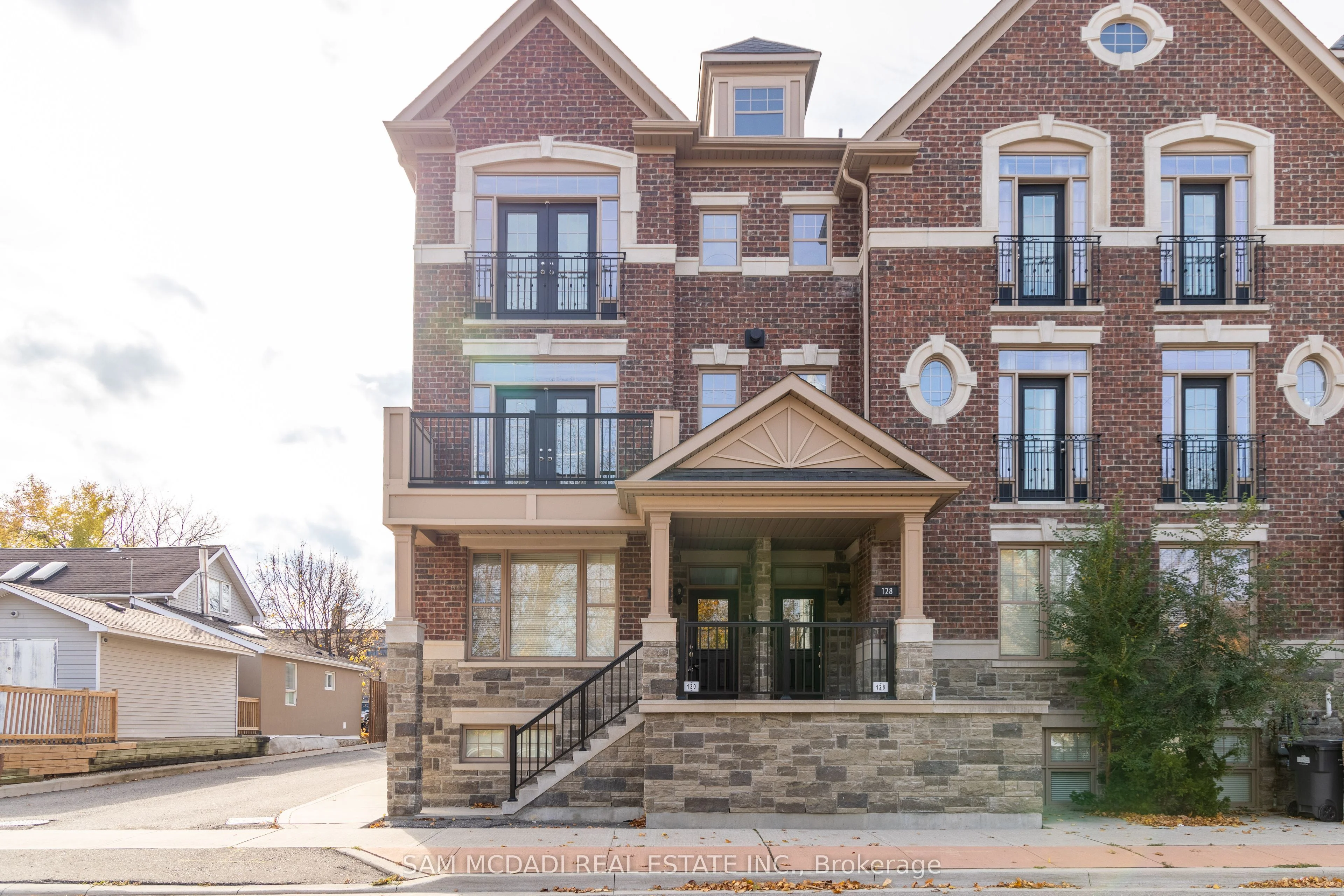 130A Church Street N, Mississauga, ON L5M 1M7