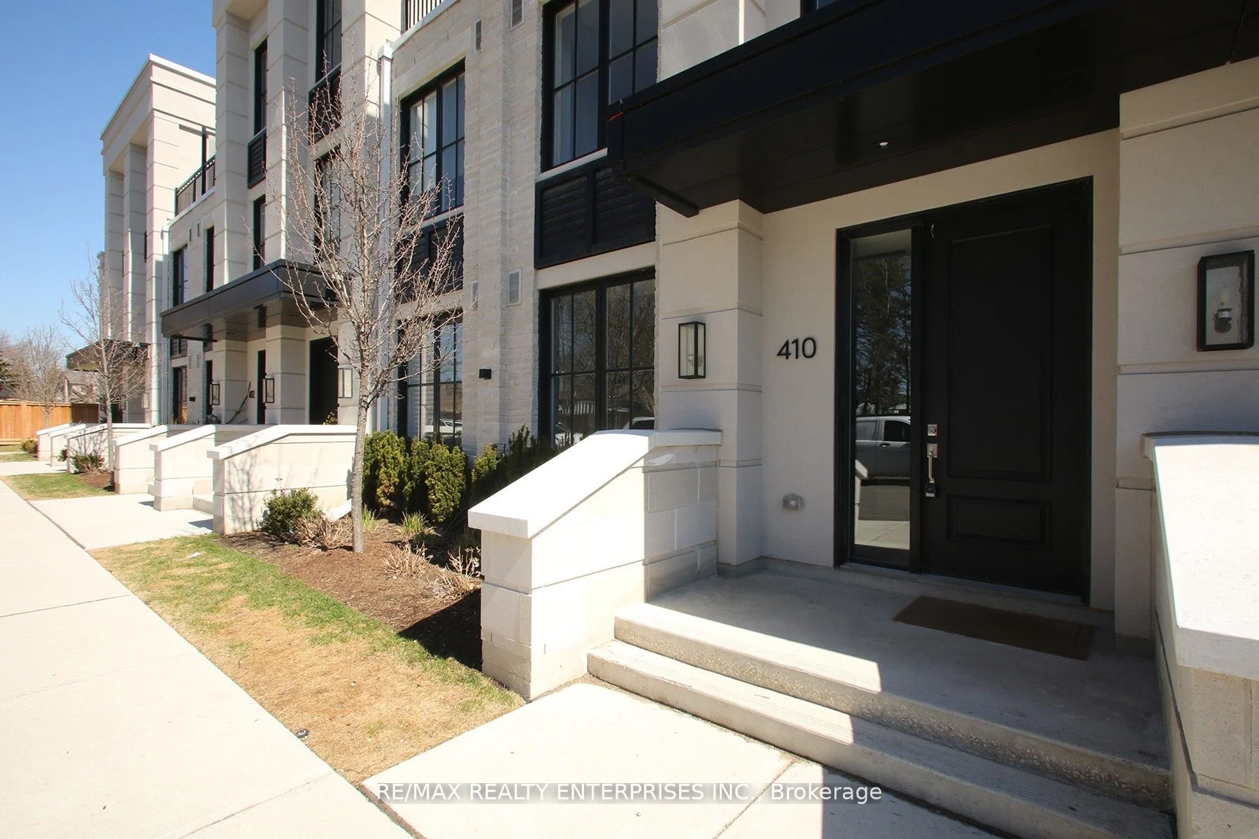 1205 Gooseberry Lane 410, Mississauga, ON L5G 0B9