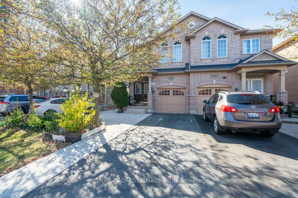 5282 Pedalina Drive, Mississauga, ON L4Z 4K5