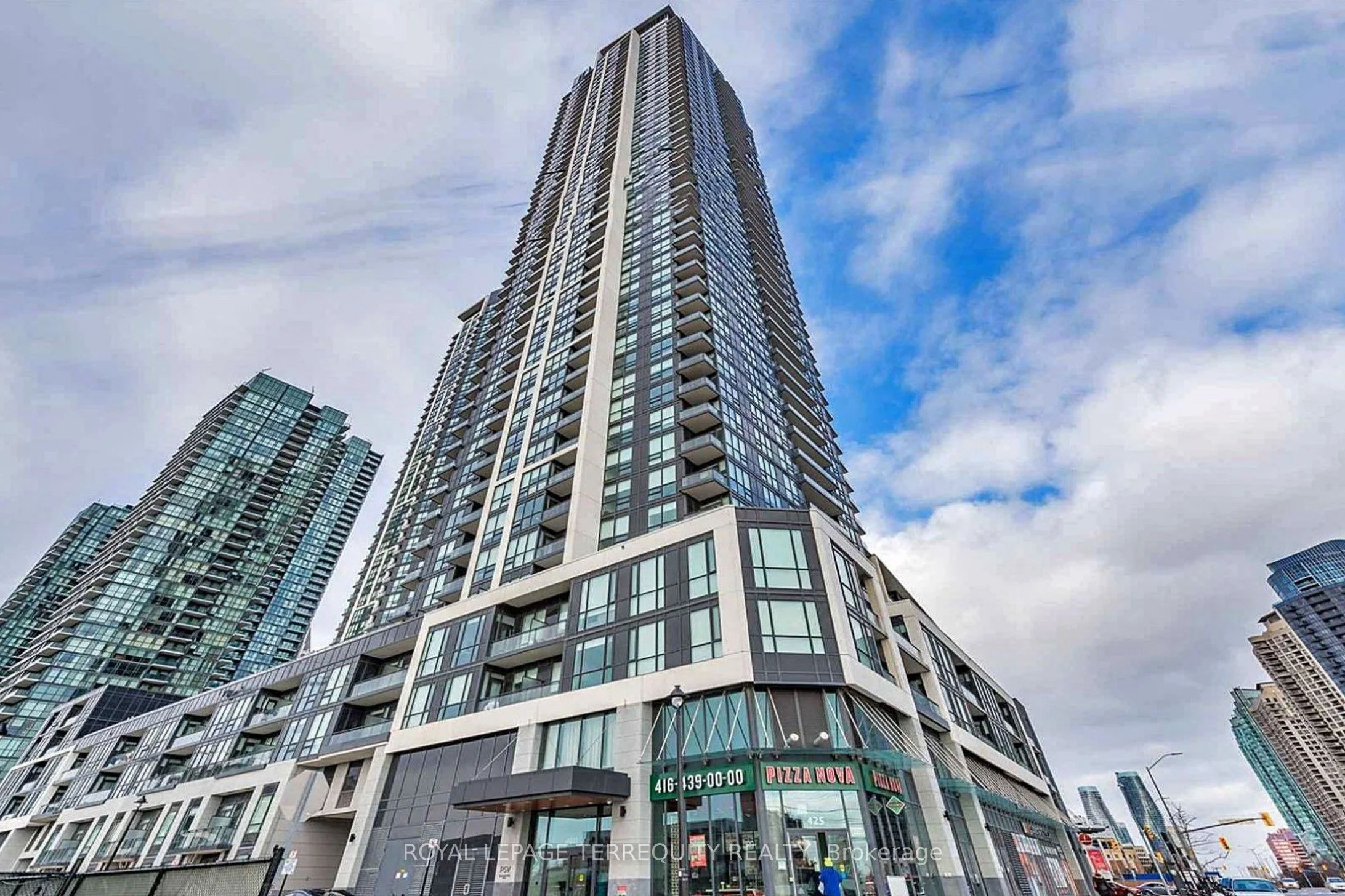 4011 Brickstone Mews TH 04, Mississauga, ON L5B 0J7