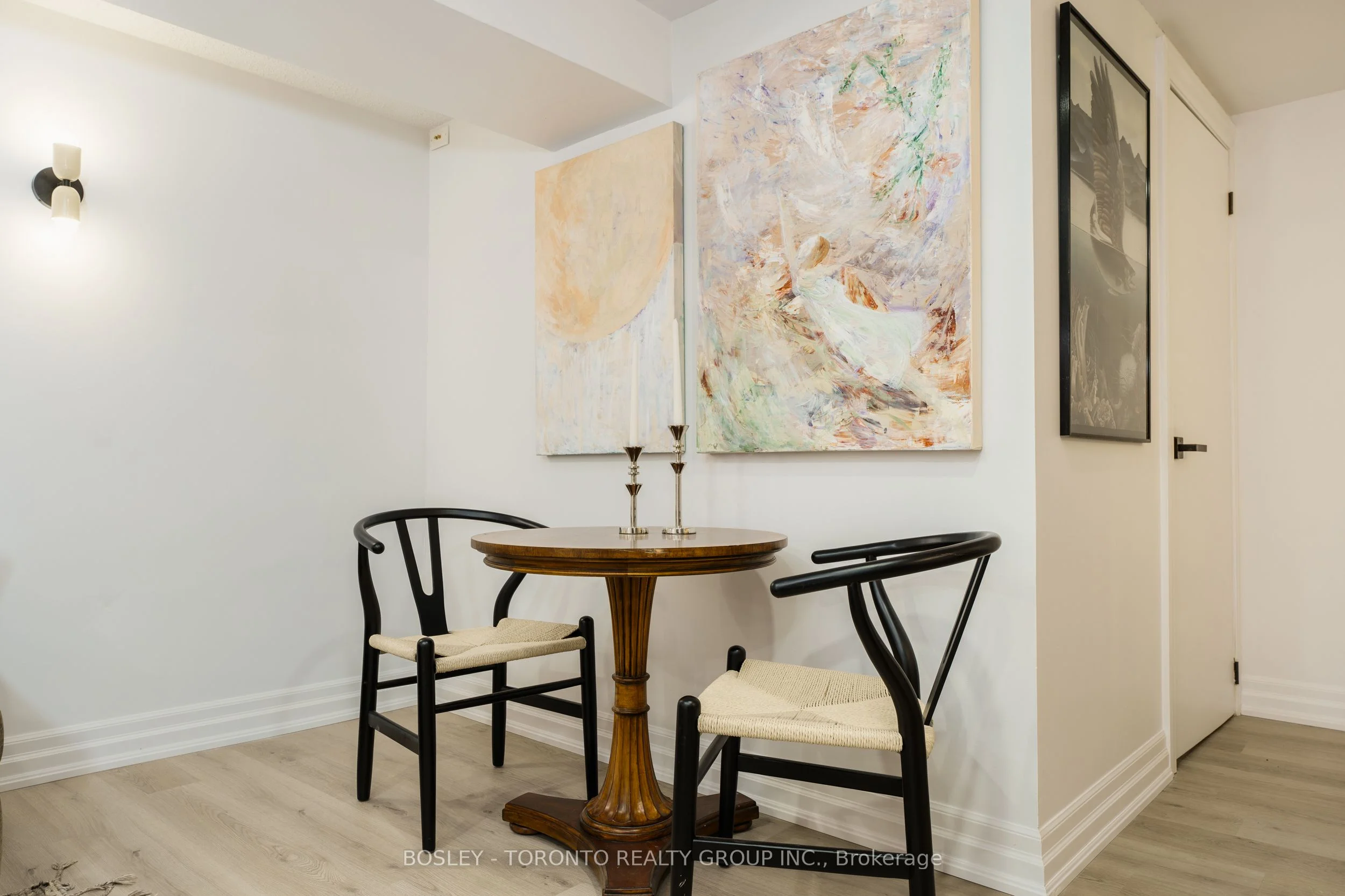 11 Boustead Avenue Lower, Toronto W01, ON M6R 1Y7