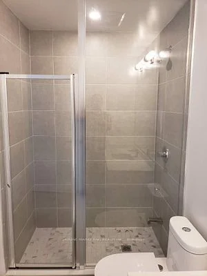 2450 Old Bronte Road W 303, Oakville, ON L6M 5P6
