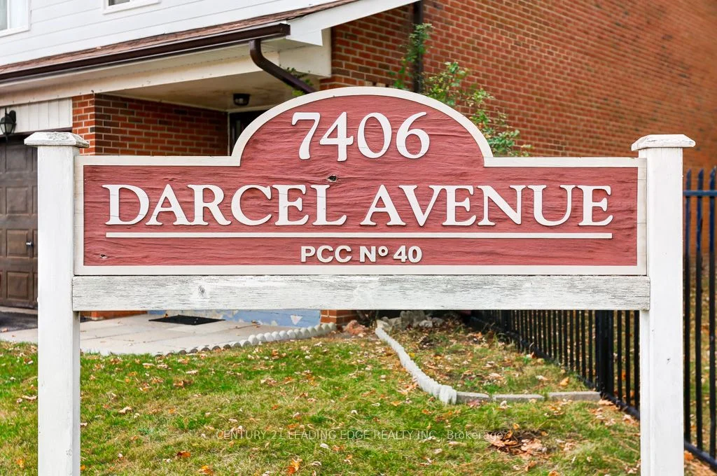 7406 Darcel Avenue #3, Mississauga, ON L4T 2X7