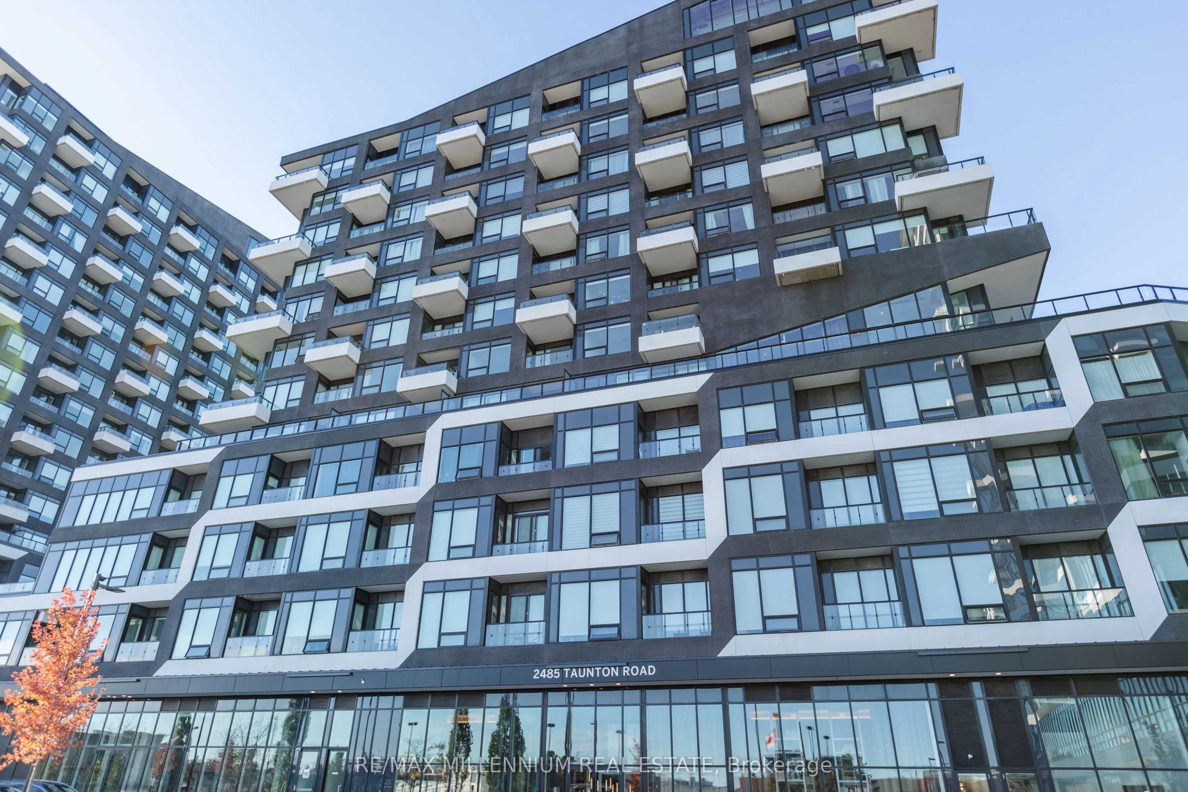 2485 Taunton Road 452, Oakville, On L6h 0g3