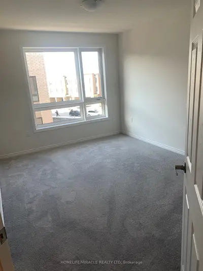 20 Woodstream Road N 13, Toronto W10, ON M9W 0G1