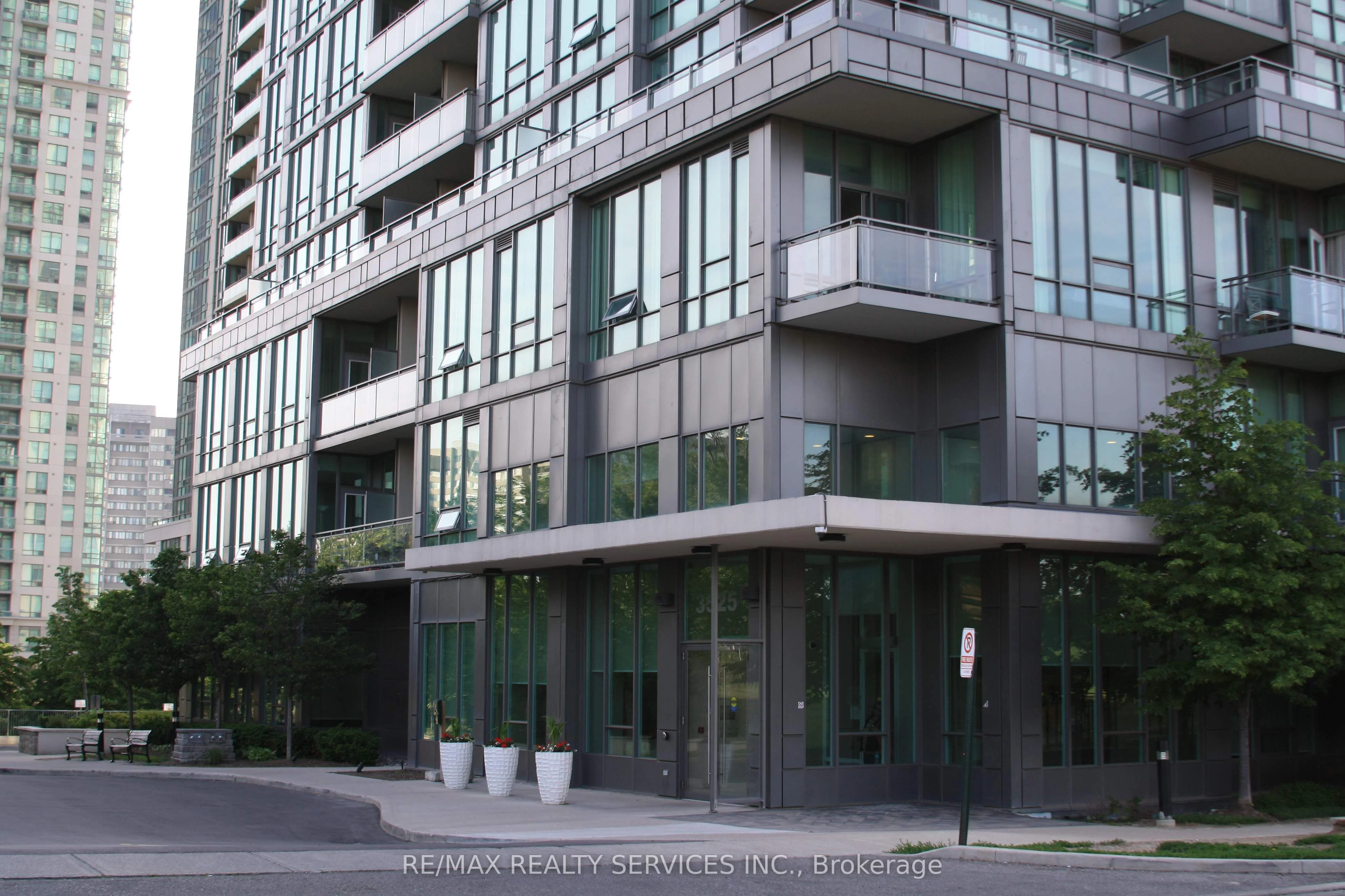 3525 Kariya Drive 2510, Mississauga, ON L5B 0C2
