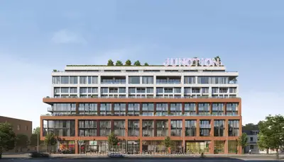2720 Dundas Street W 304, Toronto W02, On M6p 1y2