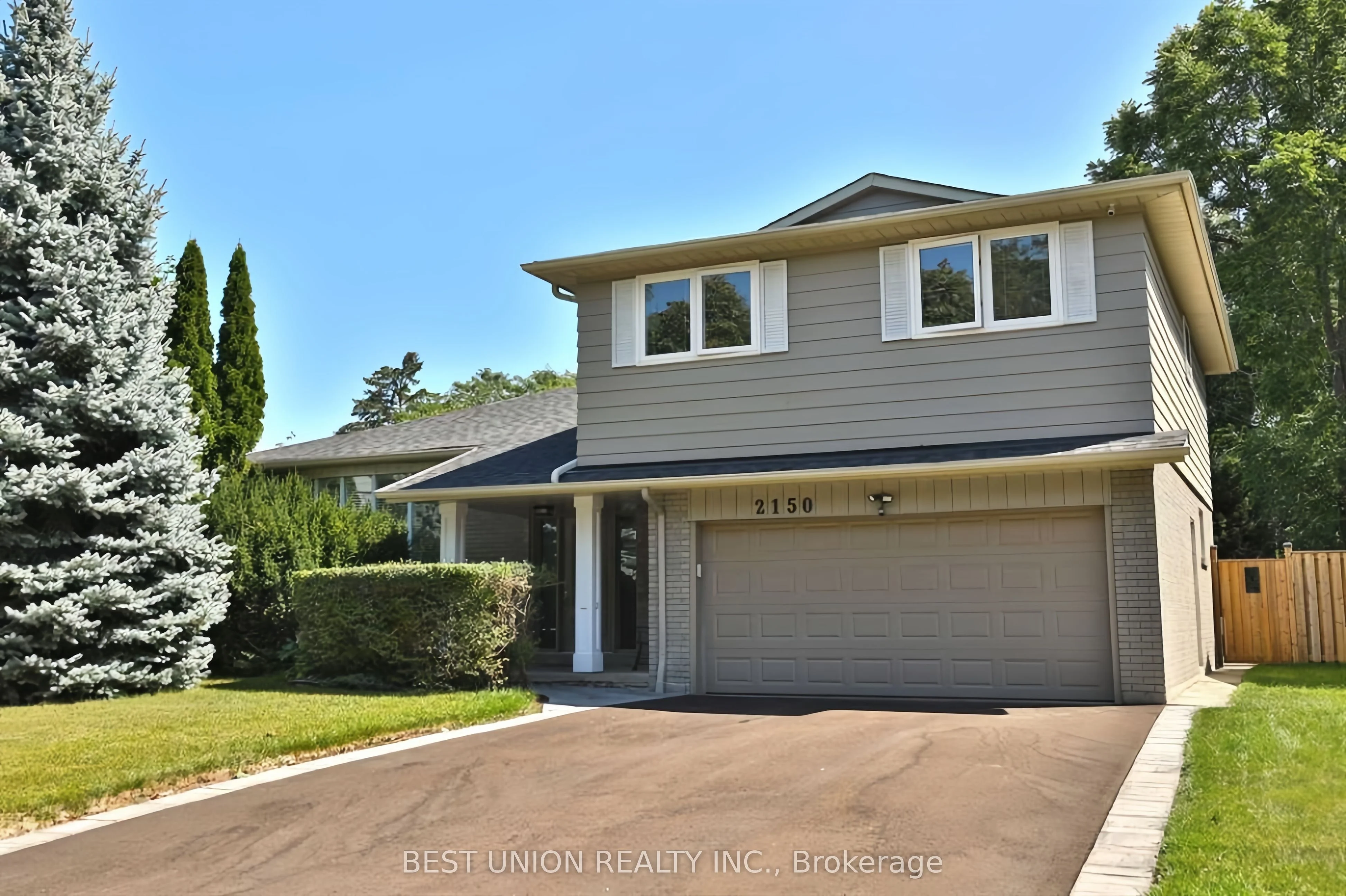 2150 Hixon Street, Oakville, ON L6L 1T4