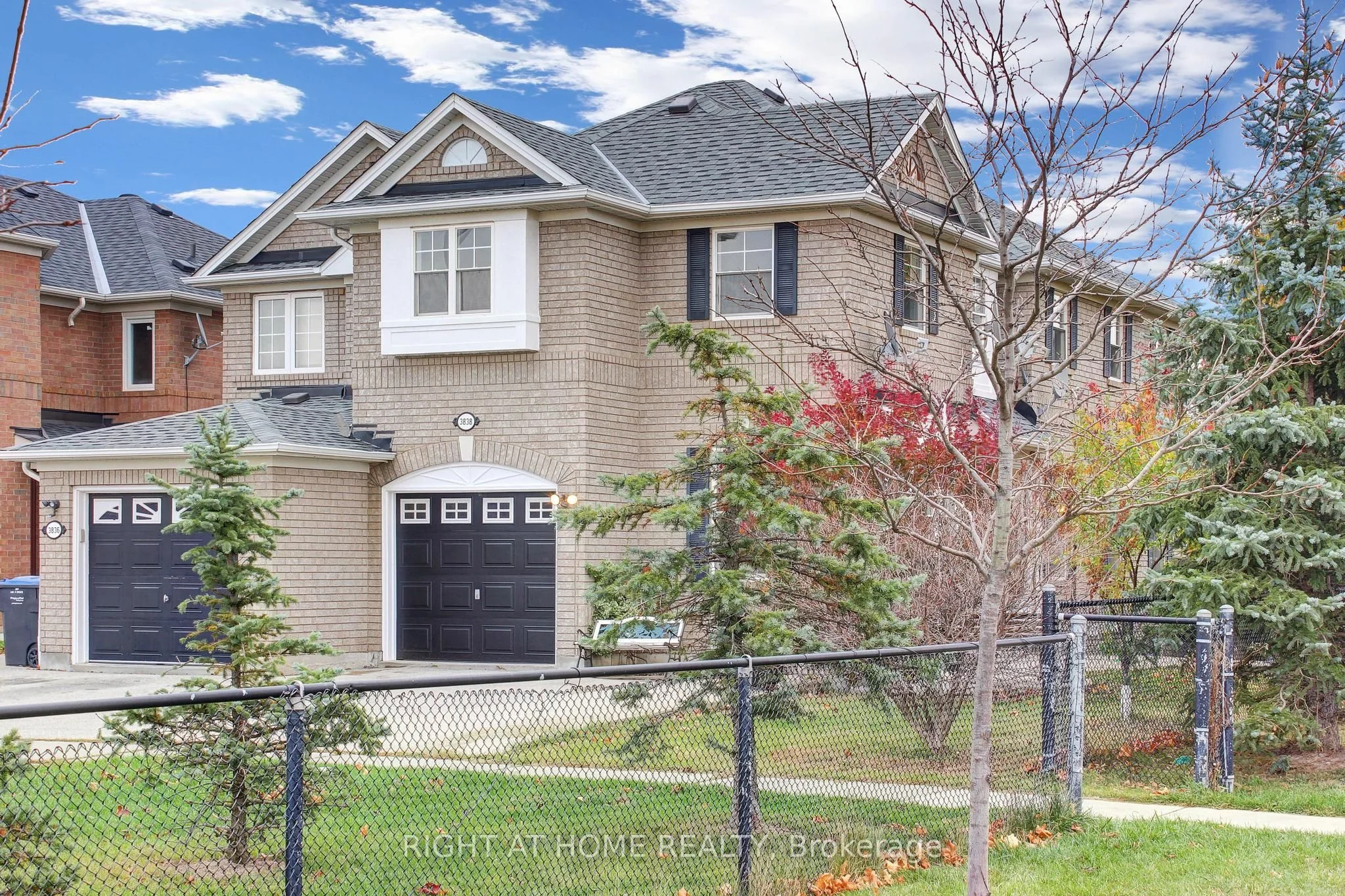3838 Milkwood Crescent, Mississauga, ON L5N 8H4