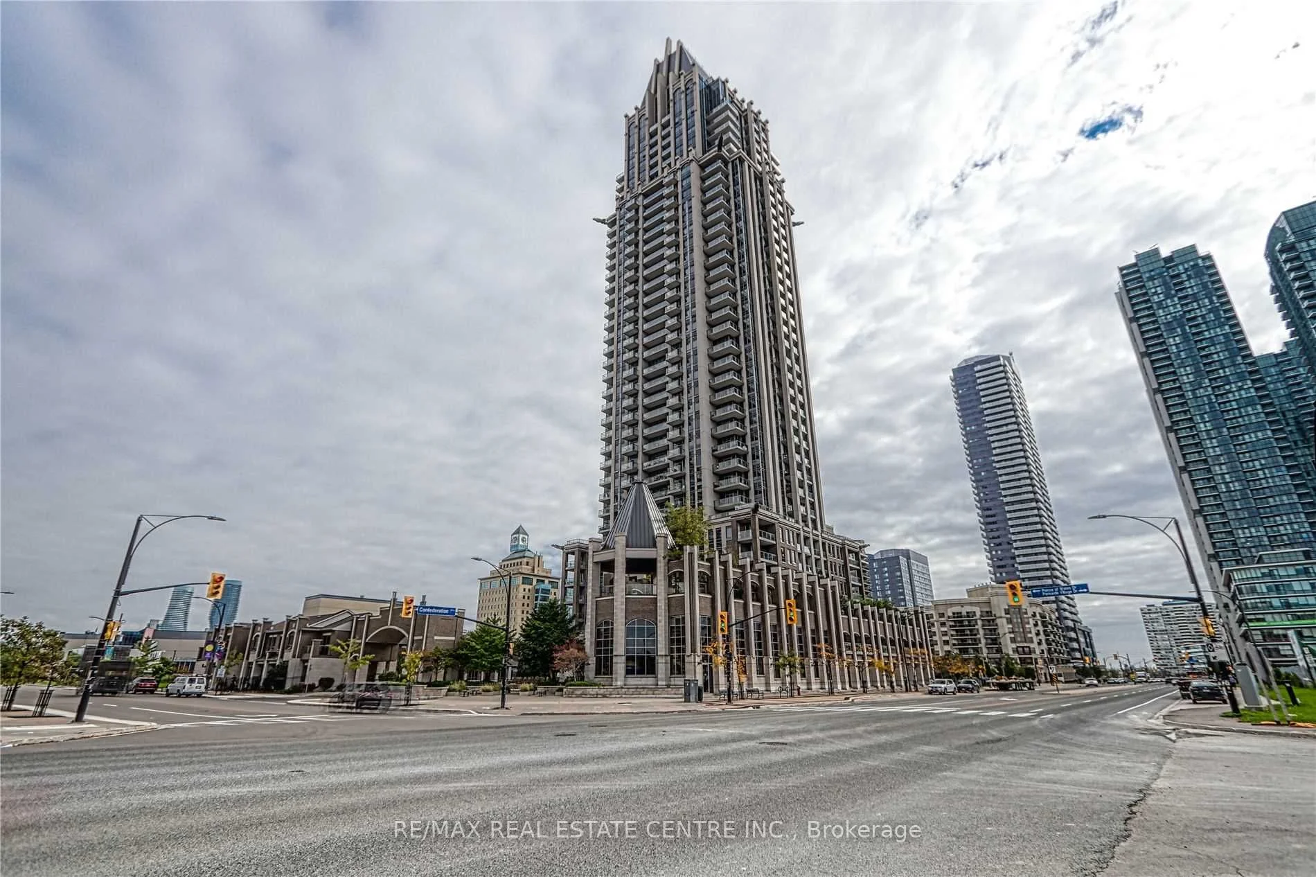 388 Prince Of Wales Drive 2205, Mississauga, ON L5B 0A1