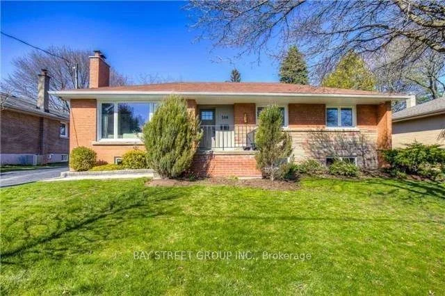 268 Wales Crescent, Oakville, ON L6L 3X7
