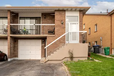 Semi-Detached in Brampton