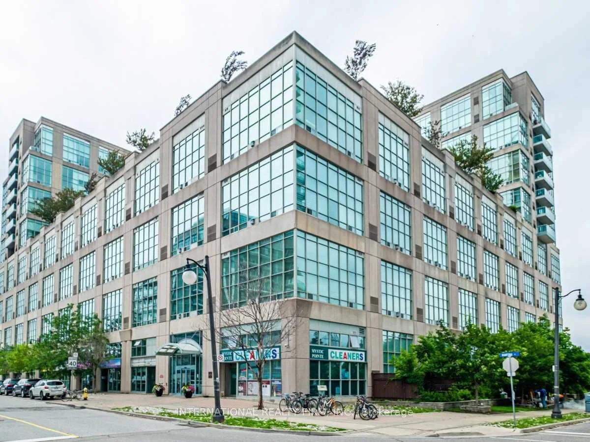 300 Manitoba Street N 105, Toronto W07, ON M8Y 4G5