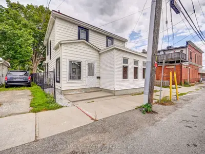 9 Willow Street N, Halton Hills, On L7j 1z6
