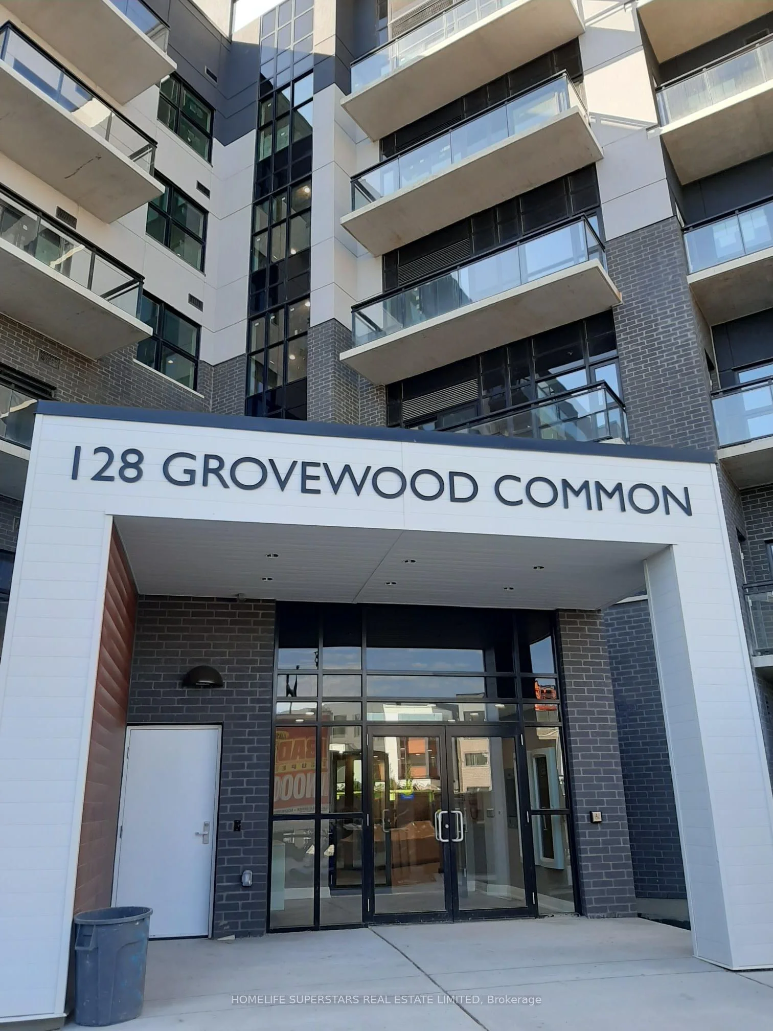 #331 128 Grovewood Common, Oakville, ON, L6H 0X3