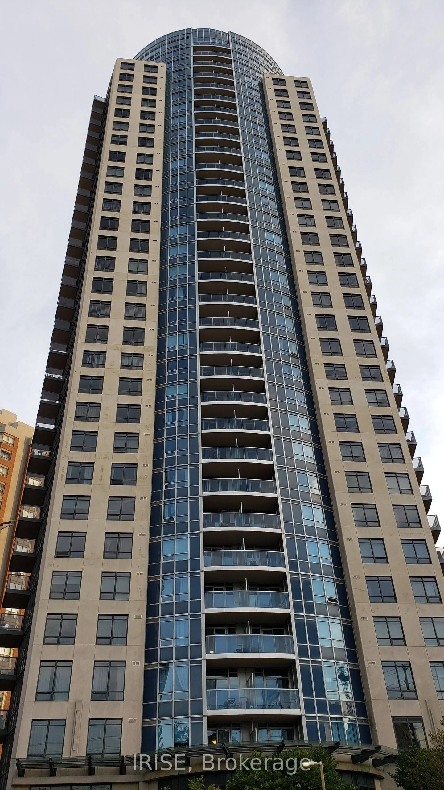 330 Burnhamthorpe Road W 2501, Mississauga, ON L5B 0E1
