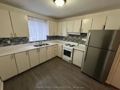 Upper Level in Caledon
