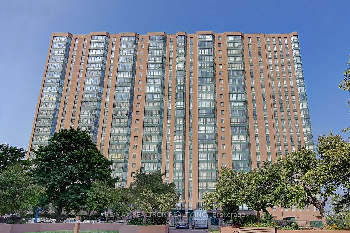 145 Hillcrest Avenue 1415, Mississauga, ON L5B 3Z1